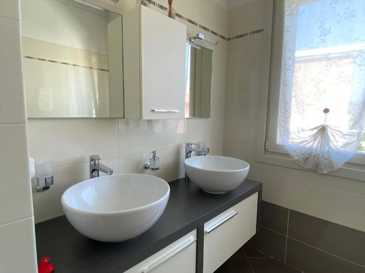 The Diamond - Luxury Villa With Private Pool Padenghe sul Garda Bagian luar foto